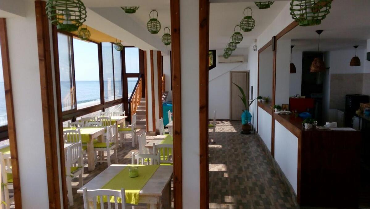 Happy Beach Rooms Warna Exterior foto