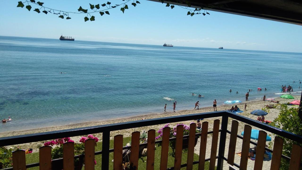 Happy Beach Rooms Warna Exterior foto