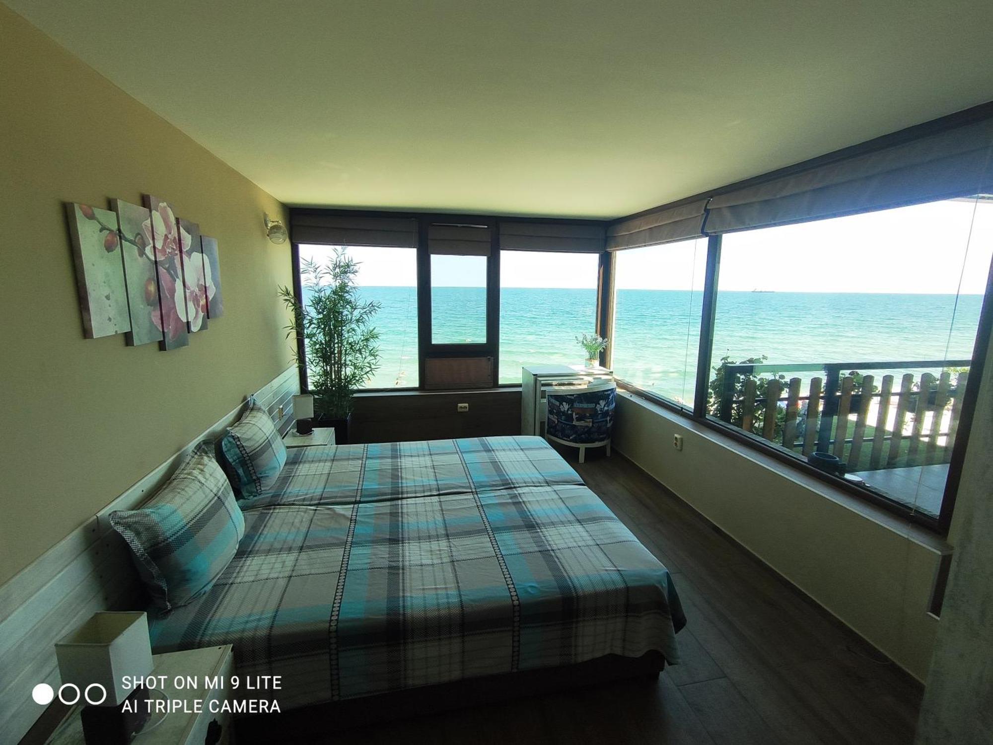 Happy Beach Rooms Warna Exterior foto