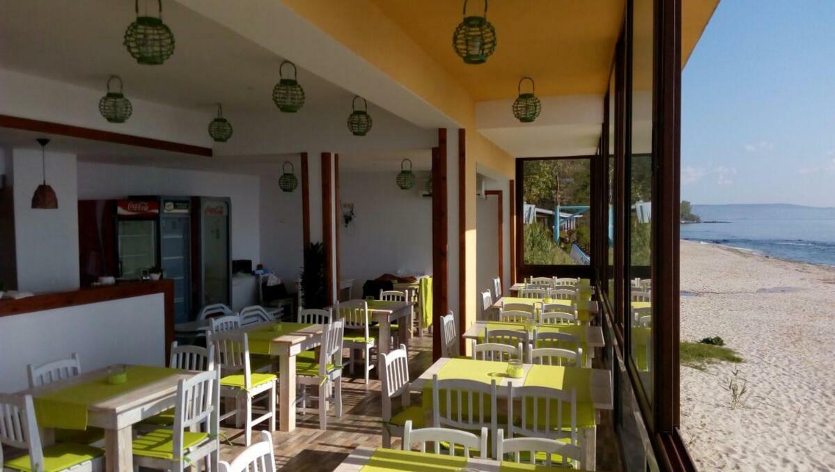 Happy Beach Rooms Warna Exterior foto