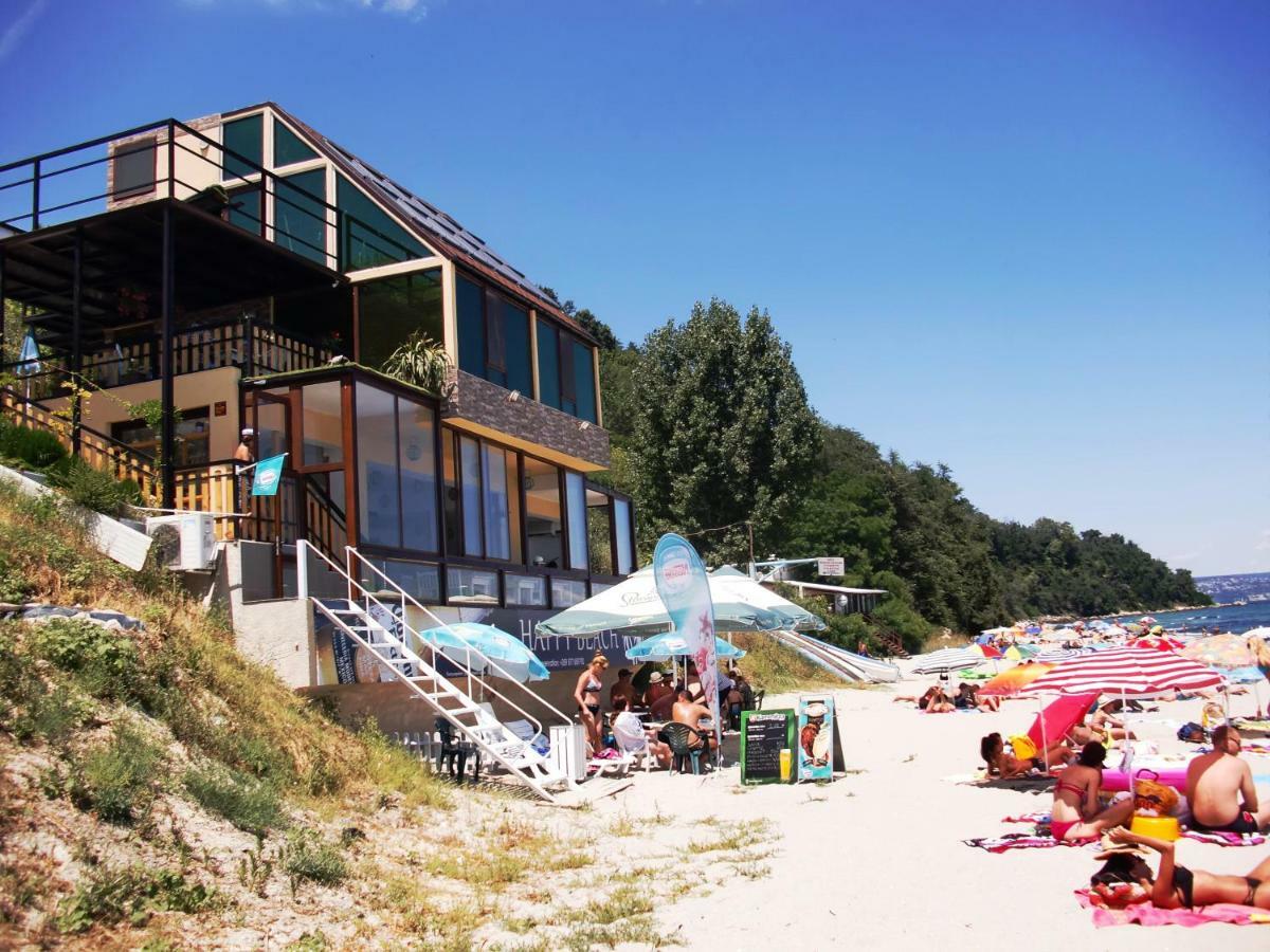 Happy Beach Rooms Warna Exterior foto